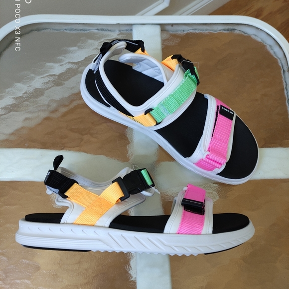 New New Balance sample sneaker sport sandals New Balance | Shoes | New Balance Sample Sneaker Sport  main image 2